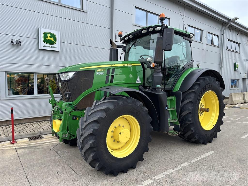 John Deere 6250R Traktorit