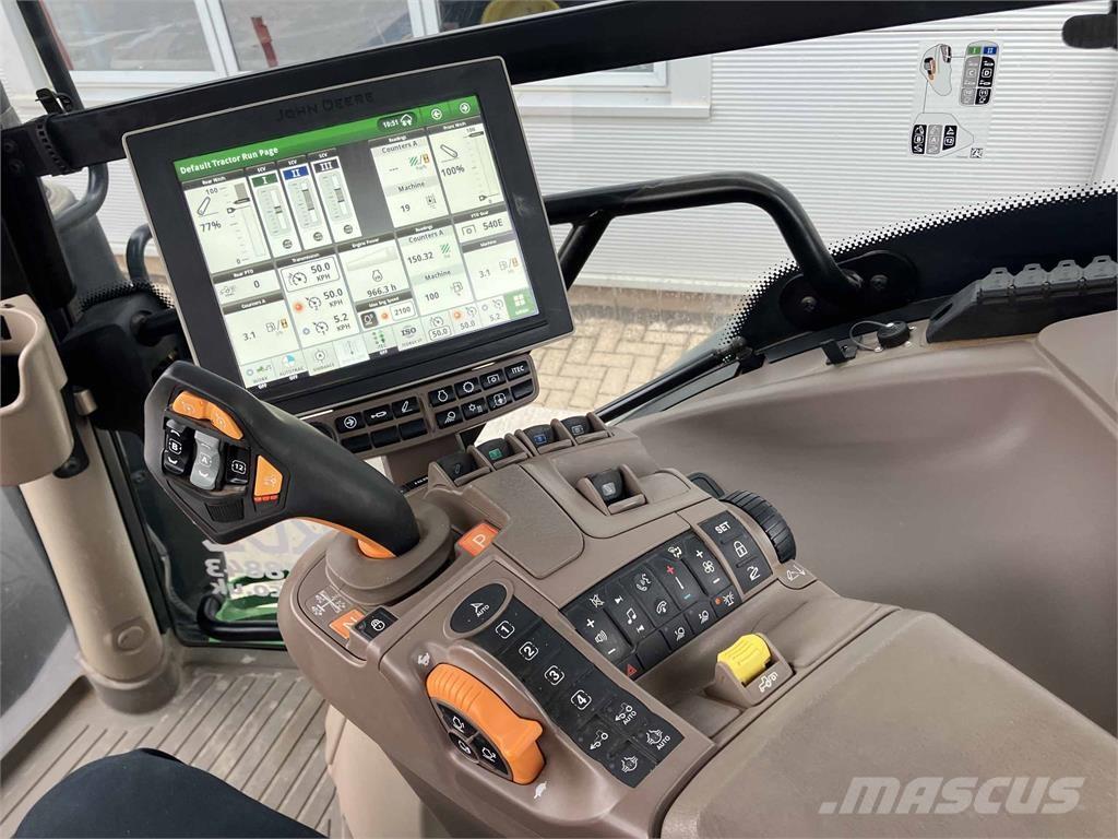 John Deere 6R 130 Traktorit