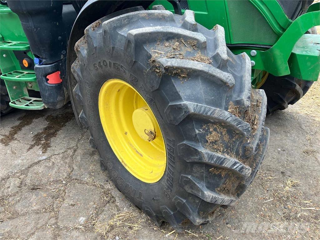 John Deere 6R 150 Traktorit