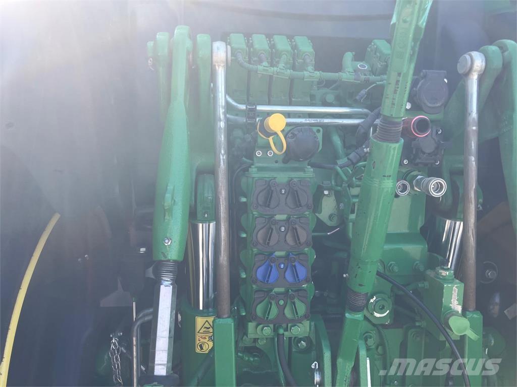 John Deere 6R 155 Traktorit
