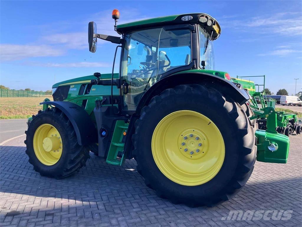 John Deere 6R 155 Traktorit