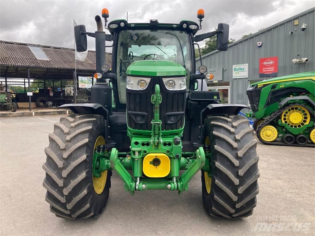 John Deere 6R 195 Traktorit