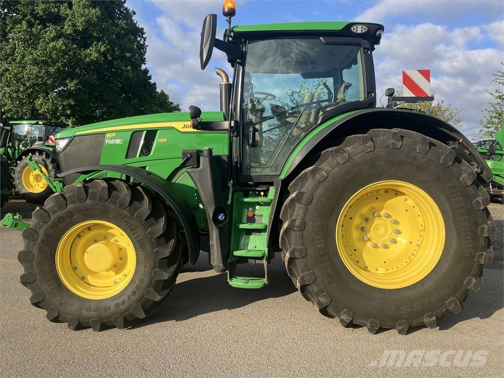 John Deere 6R 195 Traktorit