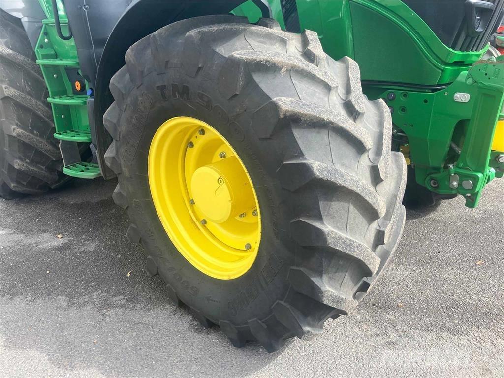 John Deere 6R 195 Traktorit