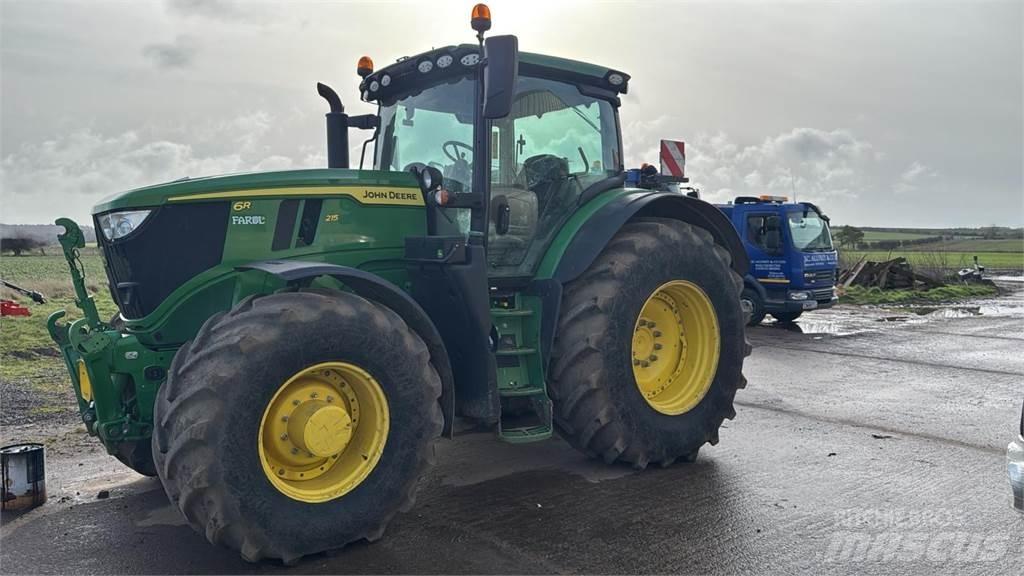 John Deere 6R 215 Traktorit