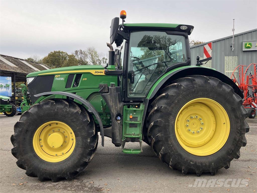 John Deere 6R 215 Traktorit