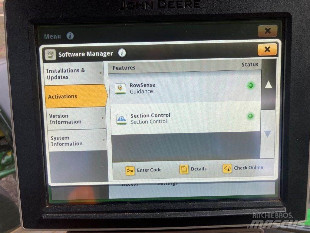 John Deere 6R 215 Traktorit