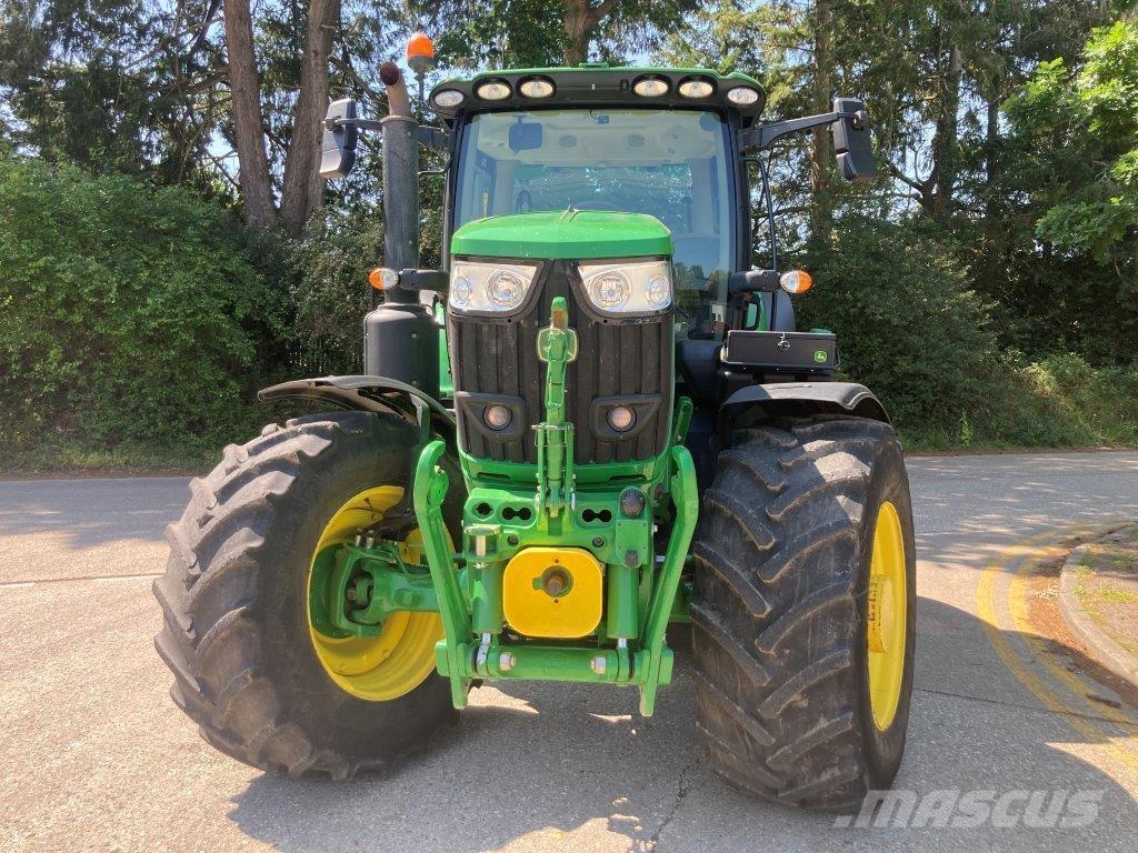 John Deere 6R 215 Traktorit