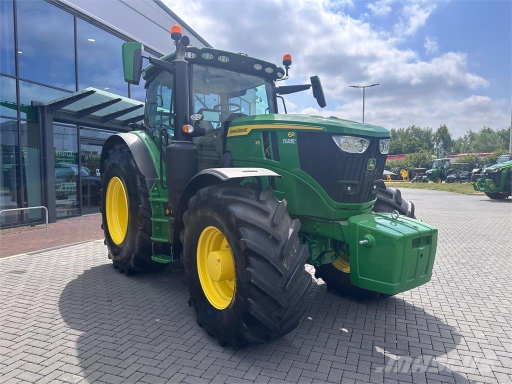 John Deere 6R 215 Traktorit