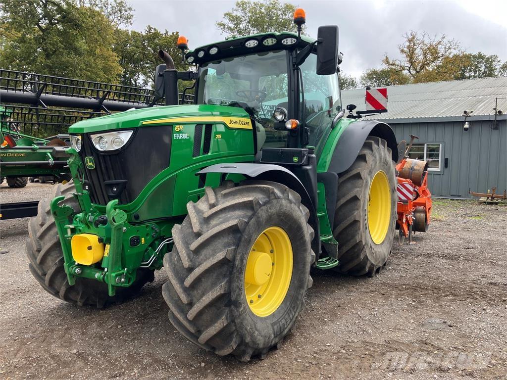 John Deere 6R 215 Traktorit