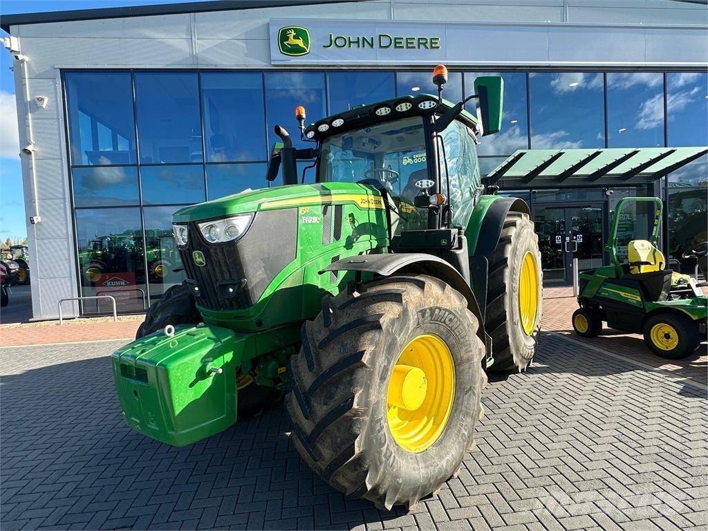 John Deere 6R 215 Traktorit