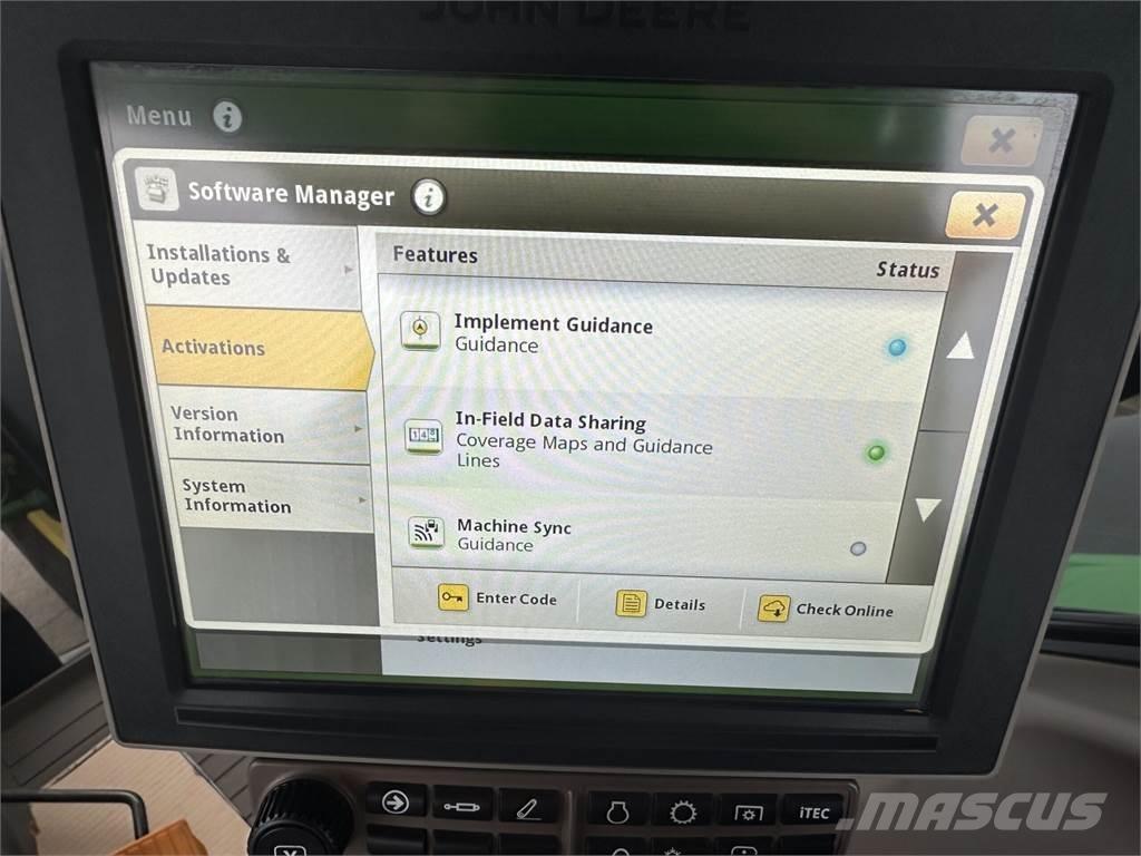 John Deere 6R 215 Traktorit