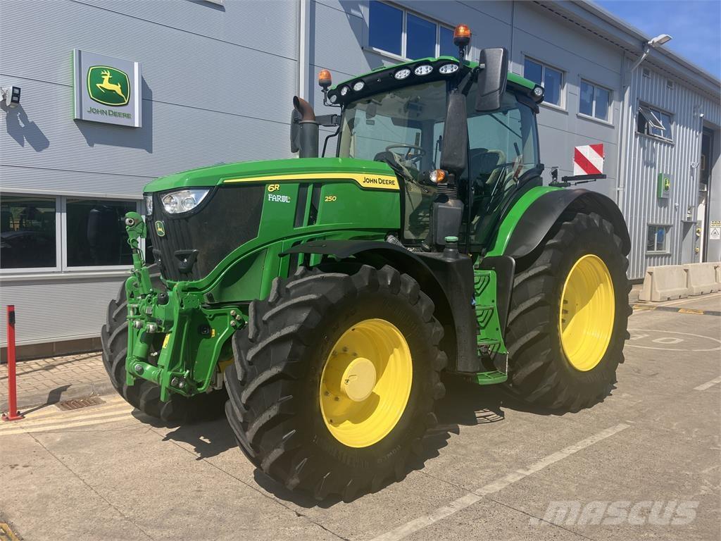 John Deere 6R 250 Traktorit