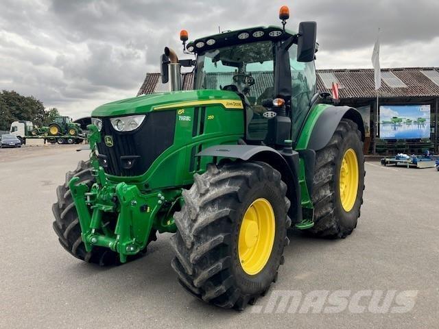John Deere 6R 250 Traktorit