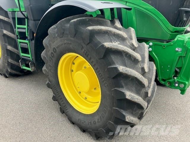 John Deere 6R 250 Traktorit