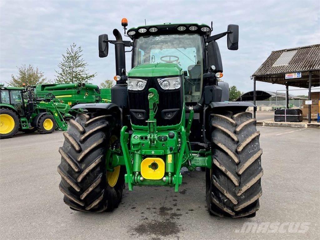 John Deere 6R 250 Traktorit
