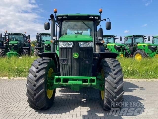 John Deere 7230R Traktorit
