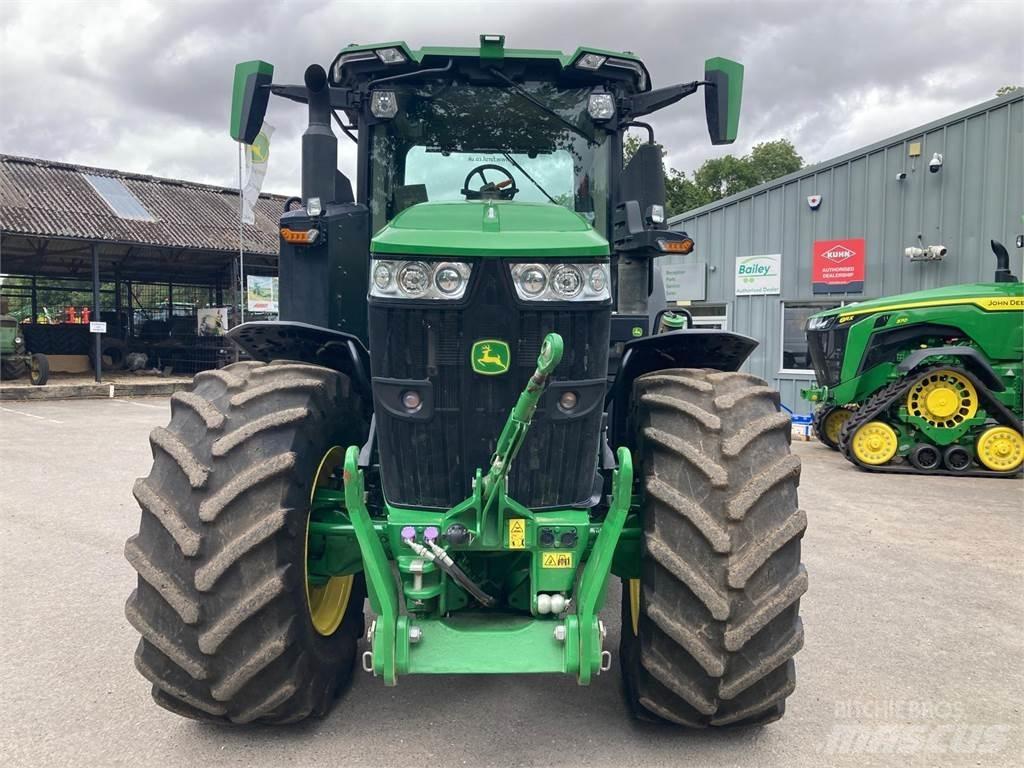 John Deere 7R 270 Traktorit