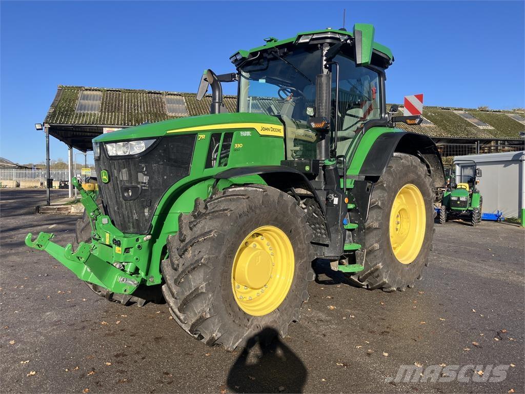 John Deere 7R 330 Traktorit