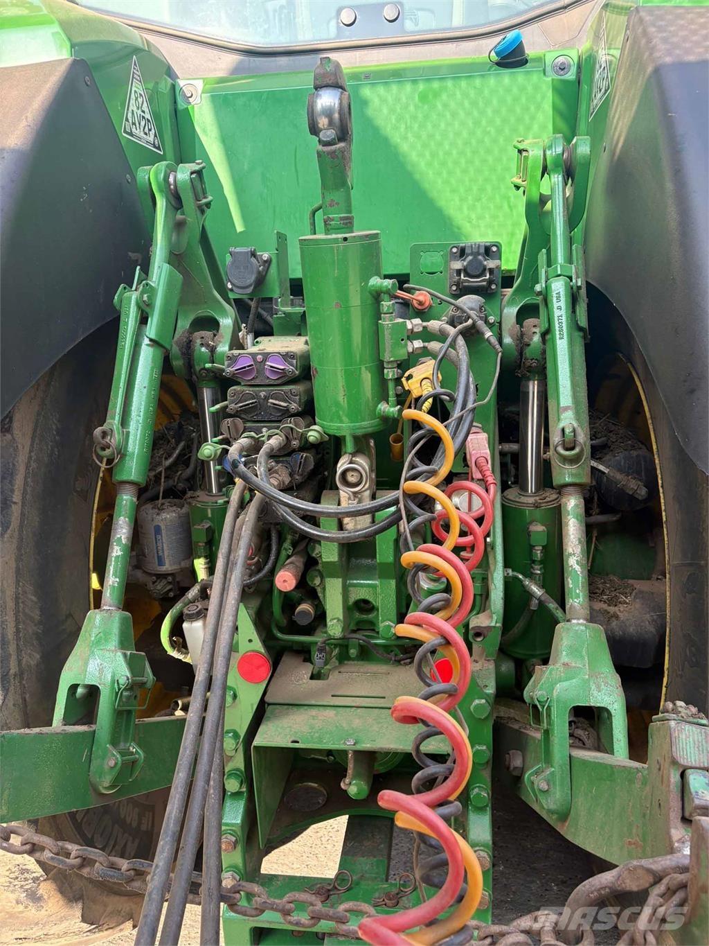 John Deere 8R 370 Traktorit