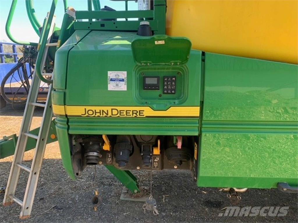 John Deere R962I Itsekulkevat ruiskut