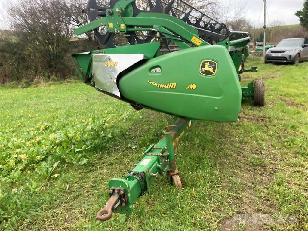 John Deere S690i HM Leikkuupuimurit