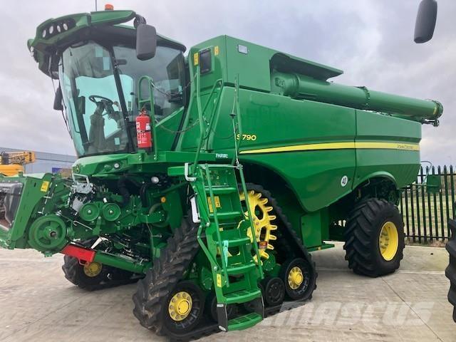 John Deere S790 Leikkuupuimurit