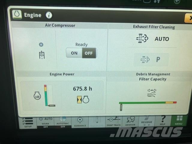 John Deere S790 Leikkuupuimurit