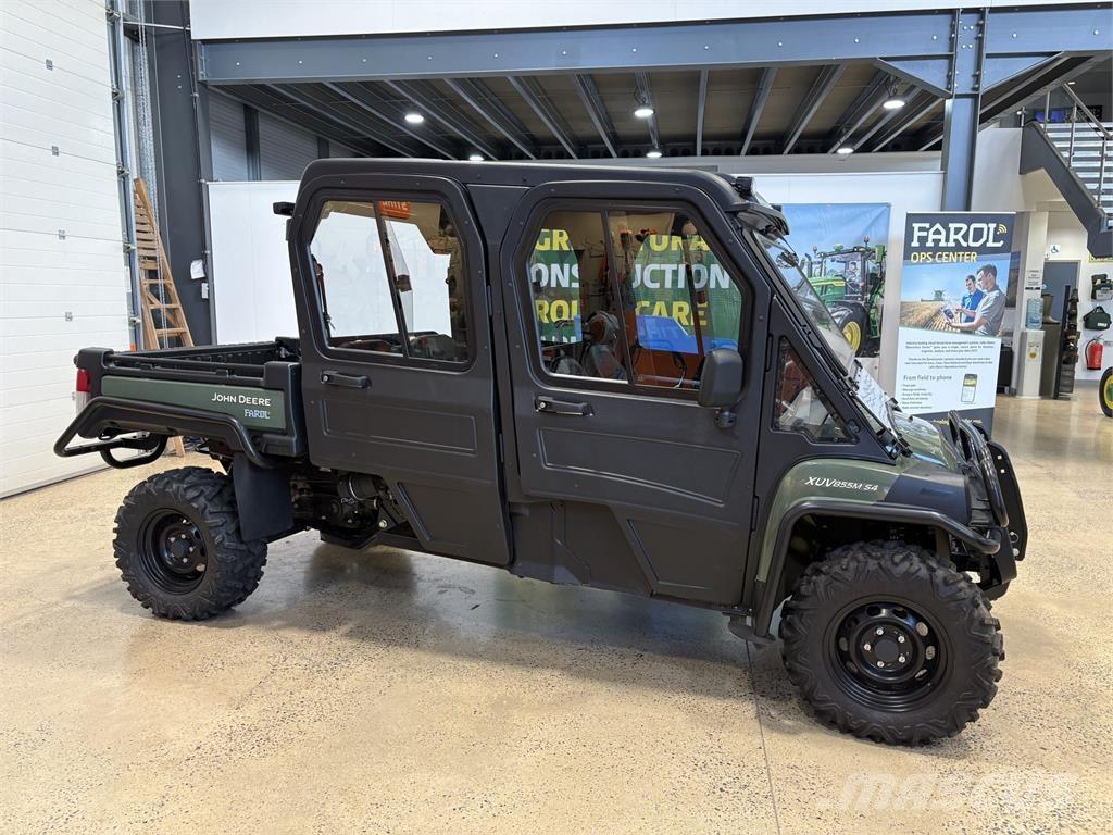 John Deere XUV855M S4 Taajamakoneet