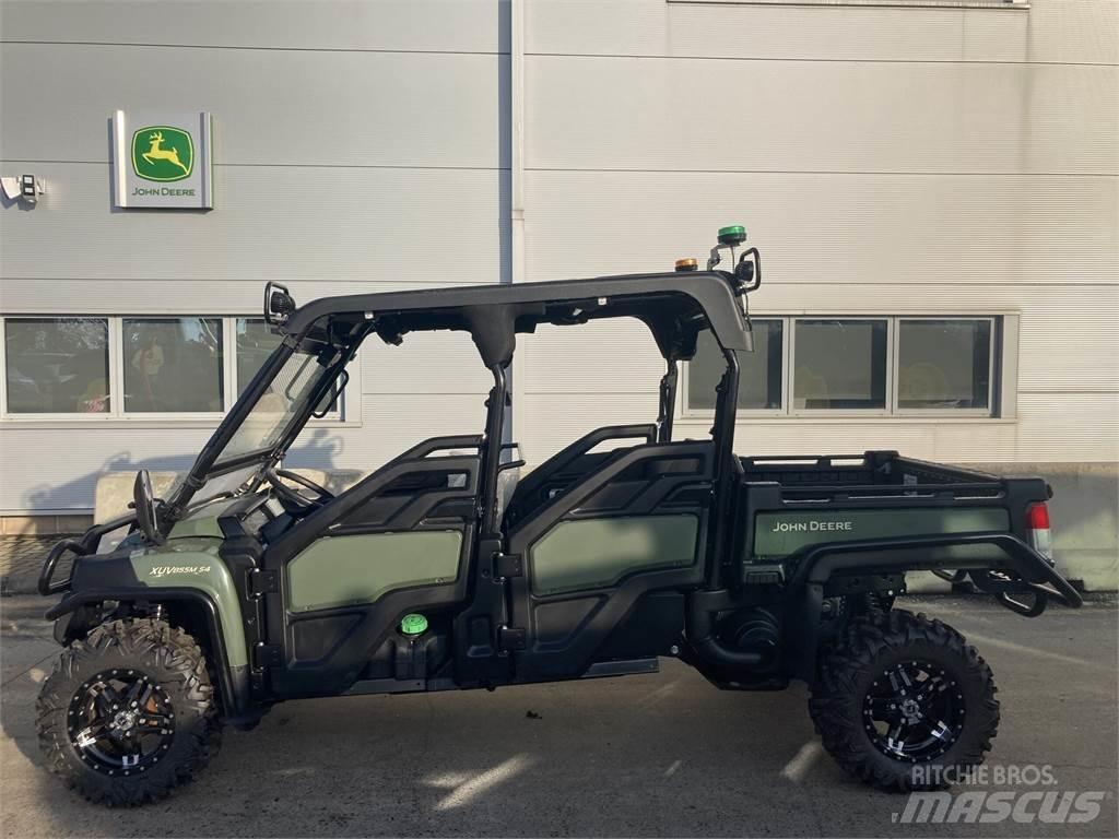 John Deere XUV855M S4 Taajamakoneet