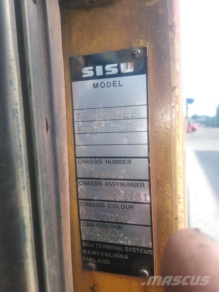 Sisu TR160 AL 4 X4 Terminaalitraktorit