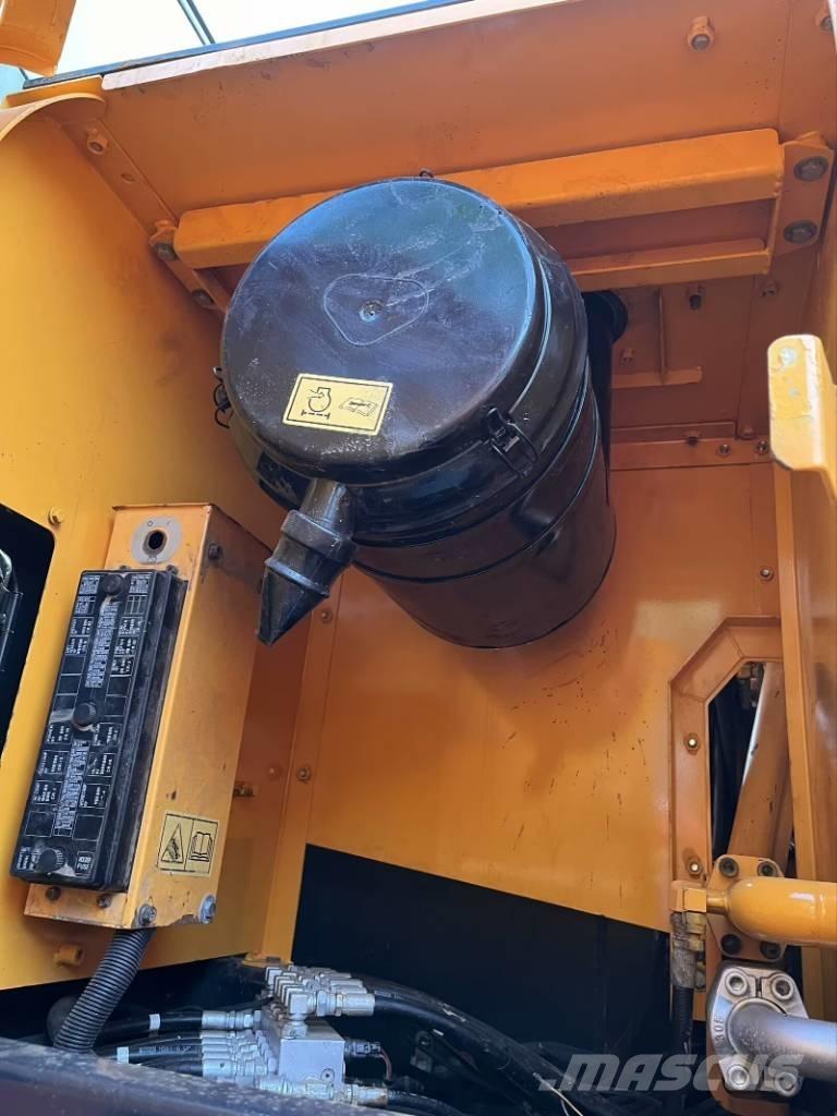 Hyundai 305LC-9S Telakaivukoneet