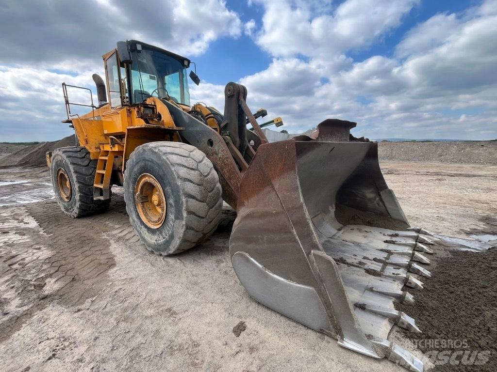 Volvo L180c Pyöräkuormaajat