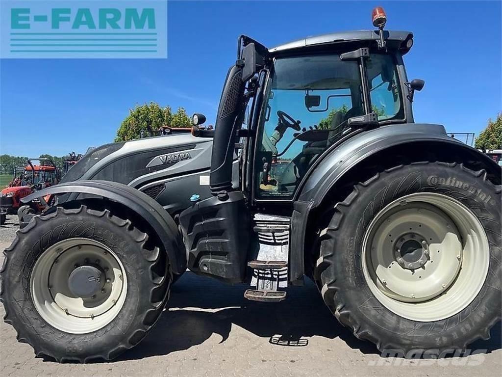 Valtra t174es Traktorit