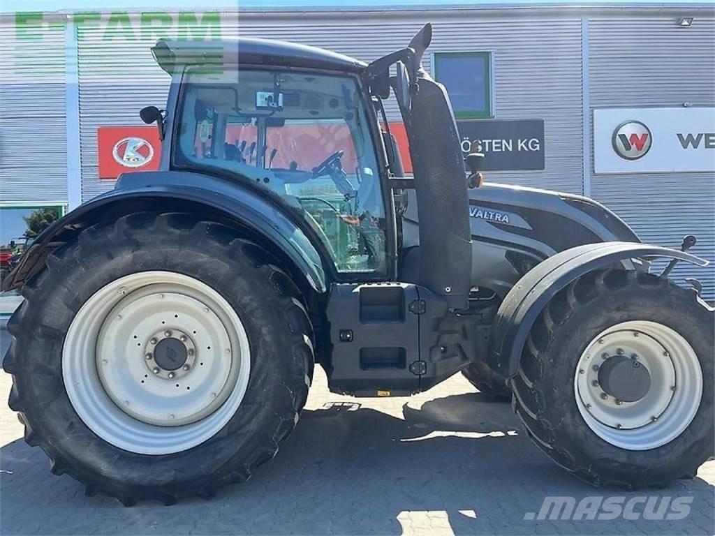 Valtra t174es Traktorit
