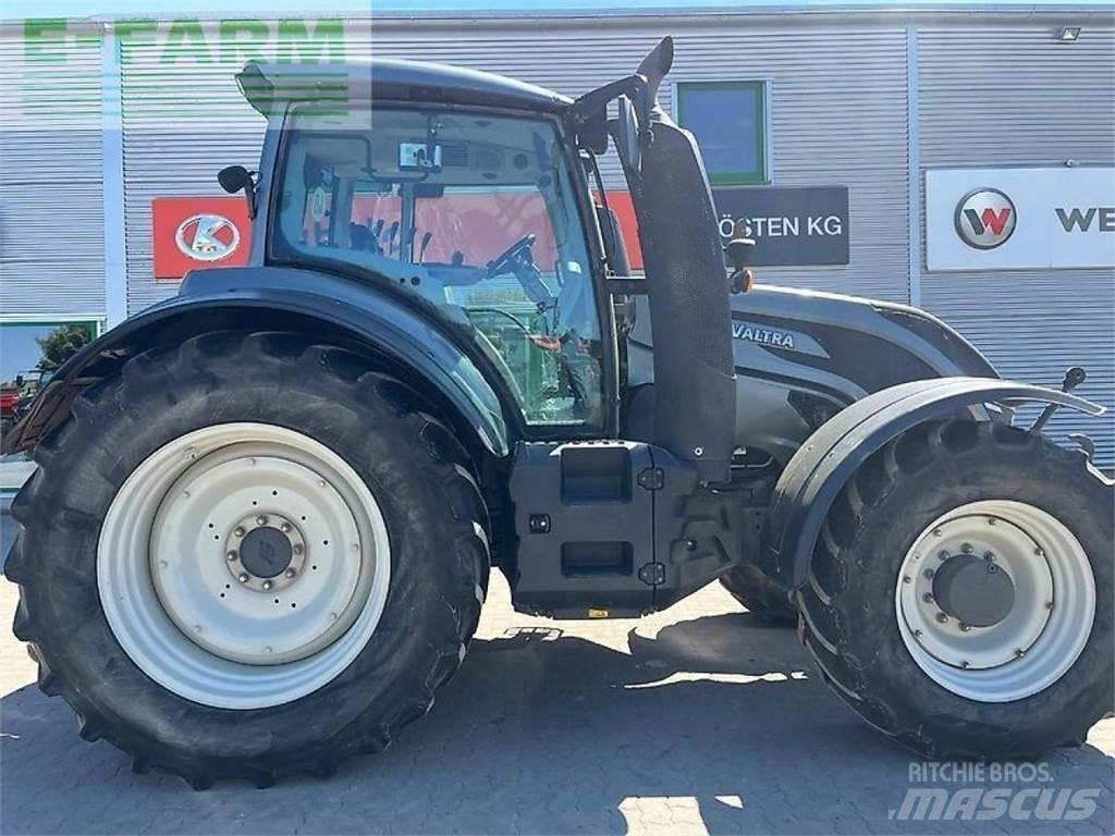 Valtra t174es Traktorit