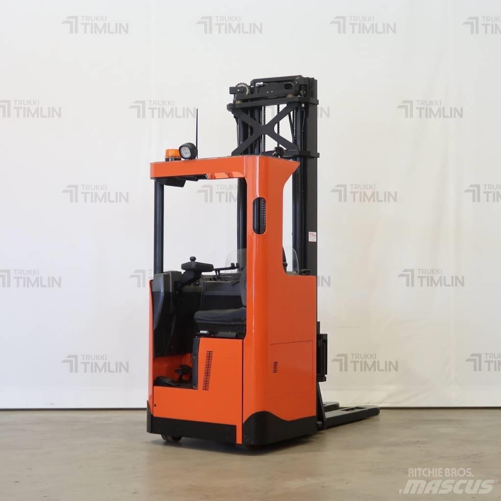 BT SRE160L Ajettavat pinoamisvaunut