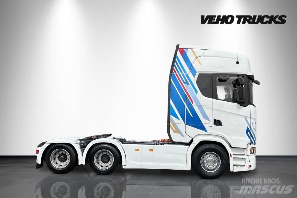 Scania S 500 6X2 Vetopöytäautot