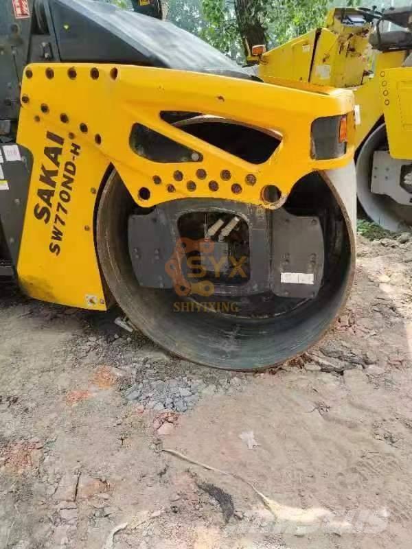 Sakai SW 770 ND Tandemjyrät