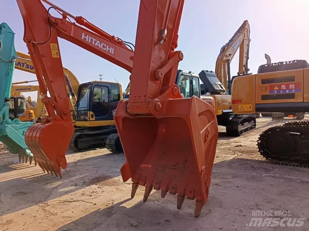 Hitachi ZX 240 Telakaivukoneet