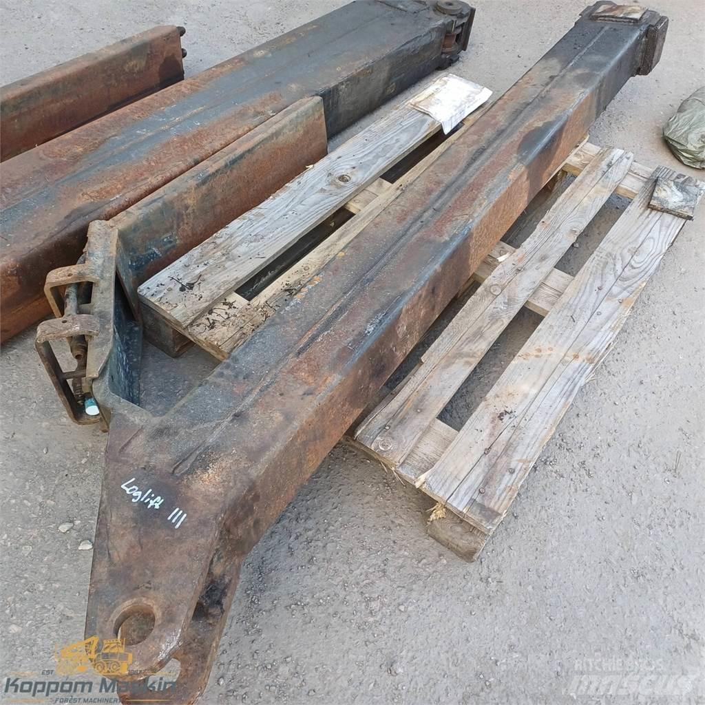 Loglift 111 Kuormatraktorinosturit