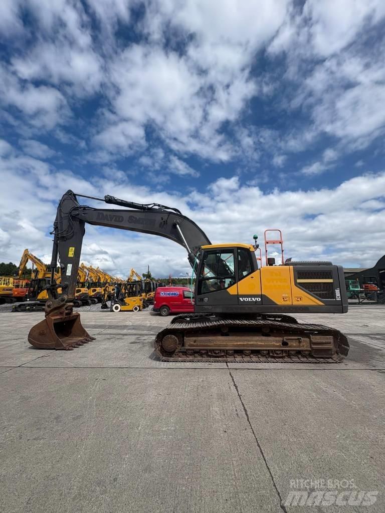 Volvo EC 300 EL Telakaivukoneet