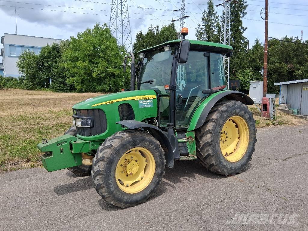 John Deere 5720 Traktorit