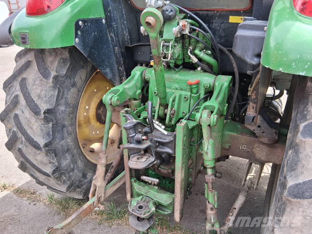 John Deere 5720 Traktorit
