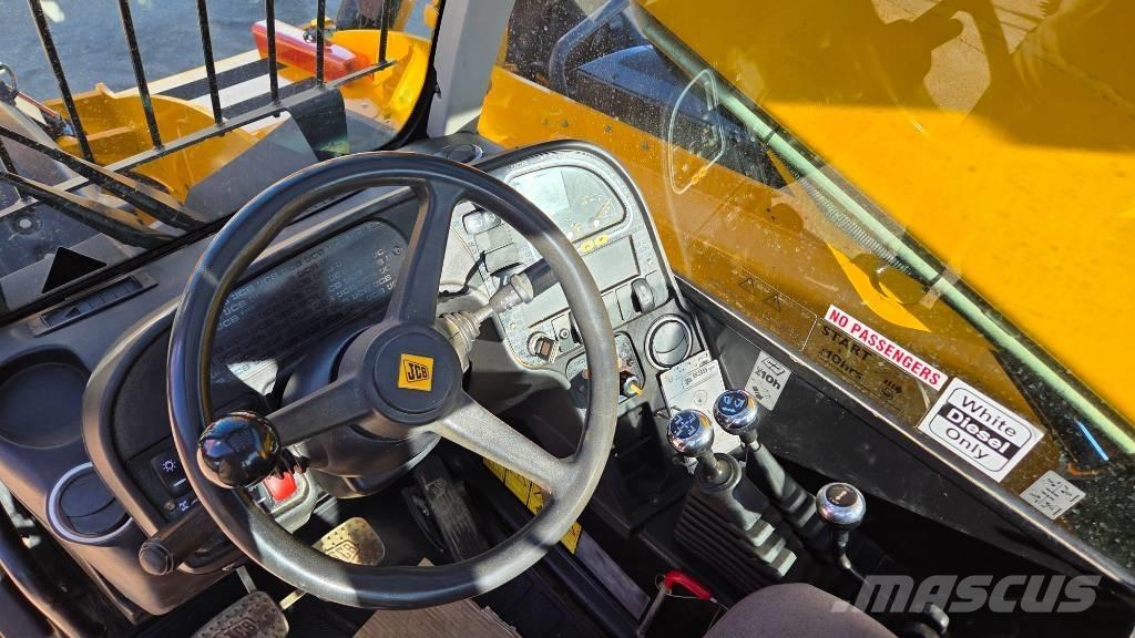 JCB 535-125 Kurottajat