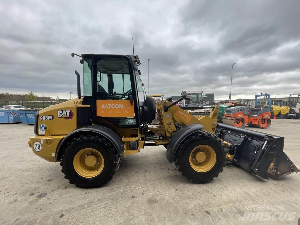 CAT 908M Pyöräkuormaajat