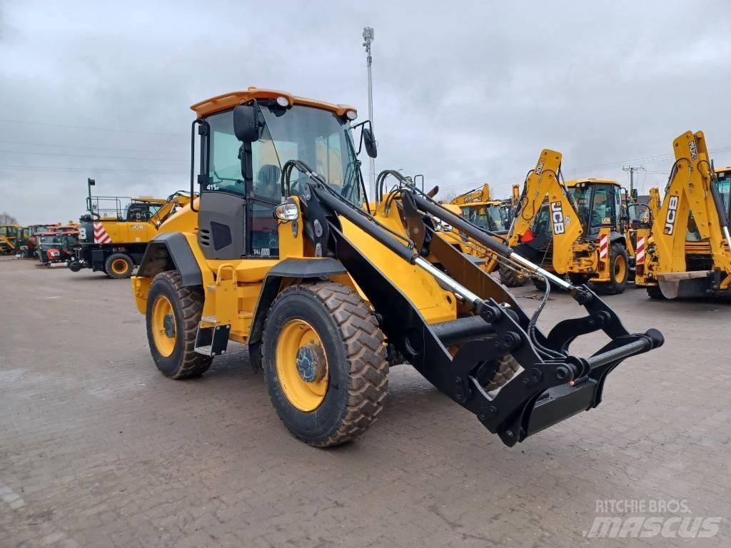JCB 411 Pyöräkuormaajat