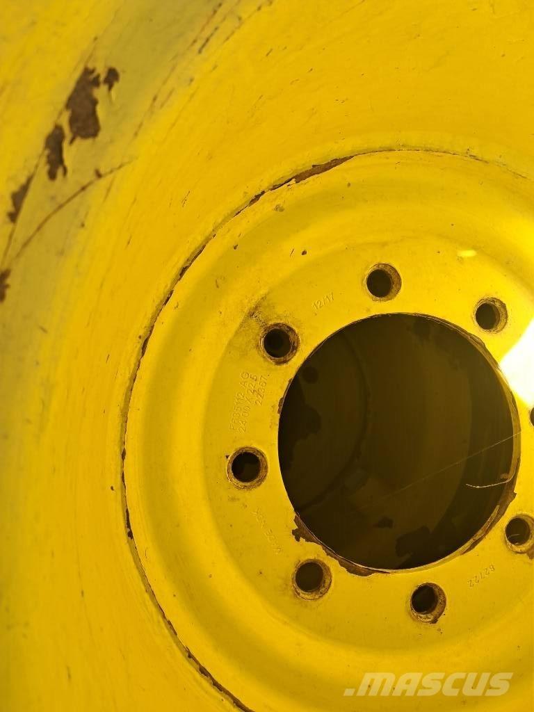 Nokian King F2 Renkaat ja vanteet