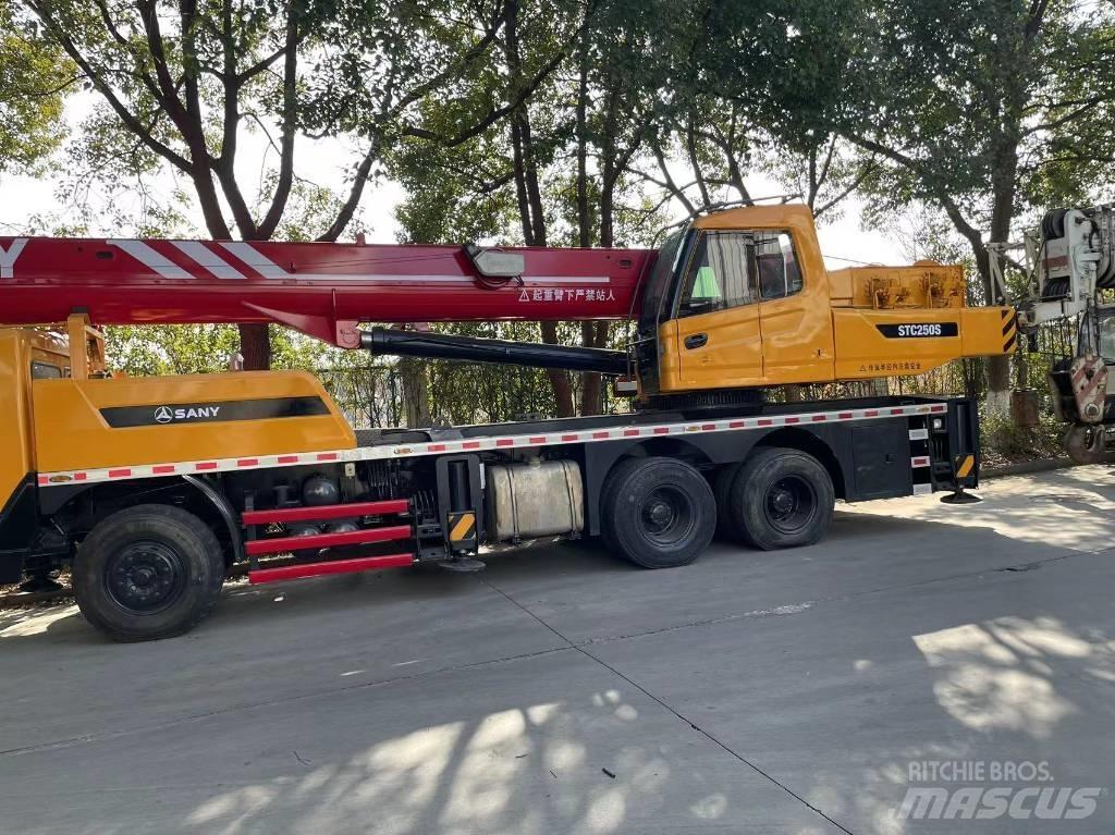 Sany 250S Mobiilinosturit