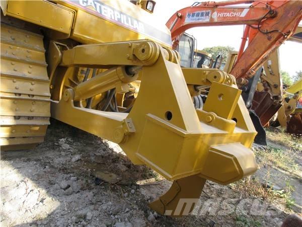 CAT D 6 R Telaketjupuskutraktorit
